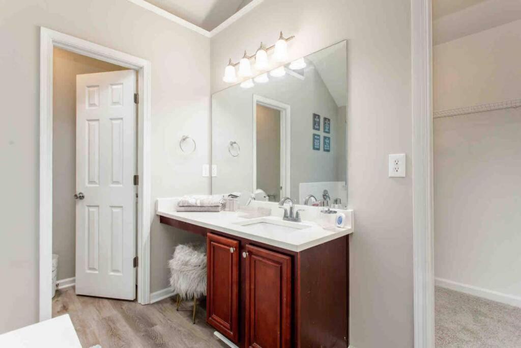 One Chance Luxury Estate - King & Queen Suites! Atlanta Exteriör bild