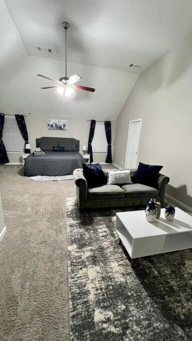 One Chance Luxury Estate - King & Queen Suites! Atlanta Exteriör bild